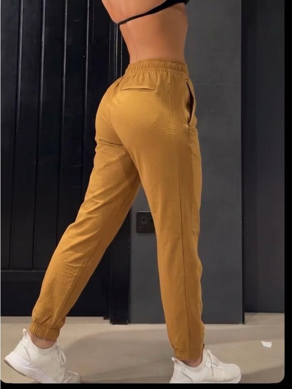 Athleta Pants Yellow size 6 NWOT